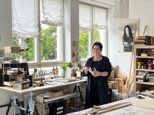 Karolin Schumann in the Studio