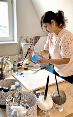 Qudsia Musrat Albaum in the Studio