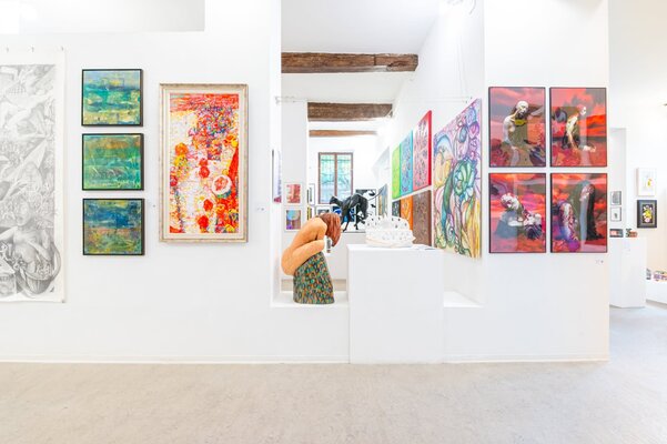 Paolo Cristiani in the Studio: Consciousness - Collettiva - Venezia, Palazzo Albrizzi - Capello 19 giugno - 3 luglio 2026, scultura lignea 'Gianna'