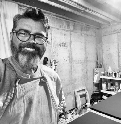 Marshall Williams in the Studio: In my studio about to paint on black canvas