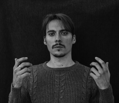 David Gómez in the Studio