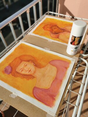 Luís Bastos in the Studio: Varnishing some oil pastels.