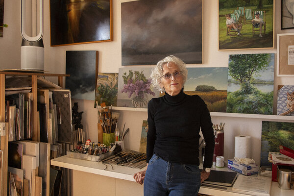 Diana Howard in the Studio