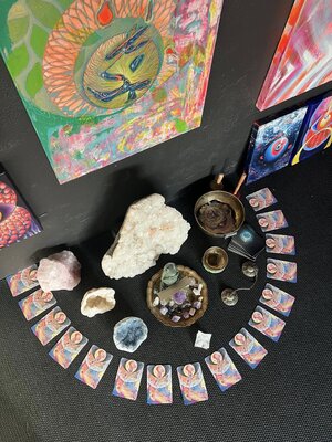 Mattie Rasmussen in the Studio: In my experiential gallery, visitors are delighted to have the opportunity to draw from a set of inspiration cards that I have created myself.
