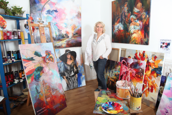 Oxana Sanson in the Studio