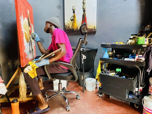 Gigi Miahs in the Studio: Work in Progress