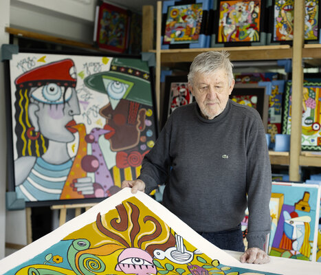 Henri Wojcik in the Studio