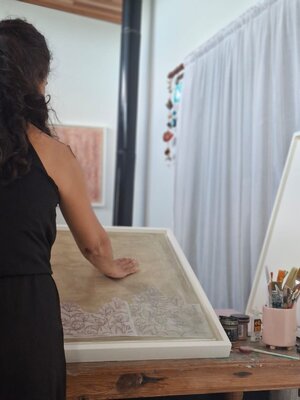 Juliana María de los Ángeles Modenutti in the Studio: Atelier
