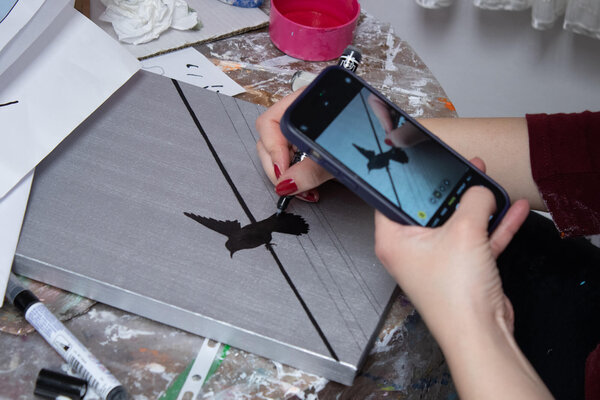 Ana Hercigonja Gutschy in the Studio: The making of Birds and wires 6
