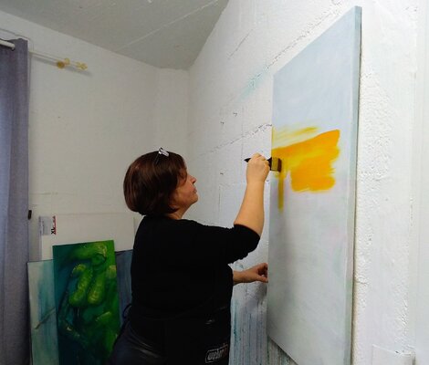 Cornelia Seibt in the Studio: at work