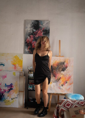Nataliia Chebarkova in the Studio