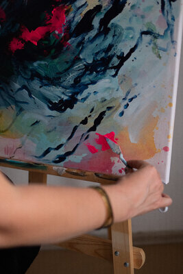 Nataliia Chebarkova in the Studio