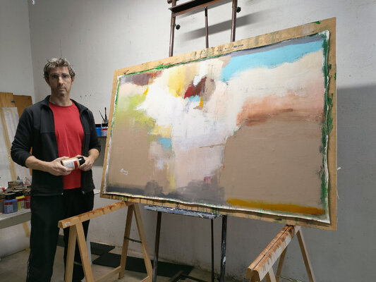 Oscar Alvarez Pardo in the Studio