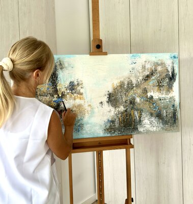 Mayte Yagüe in the Studio