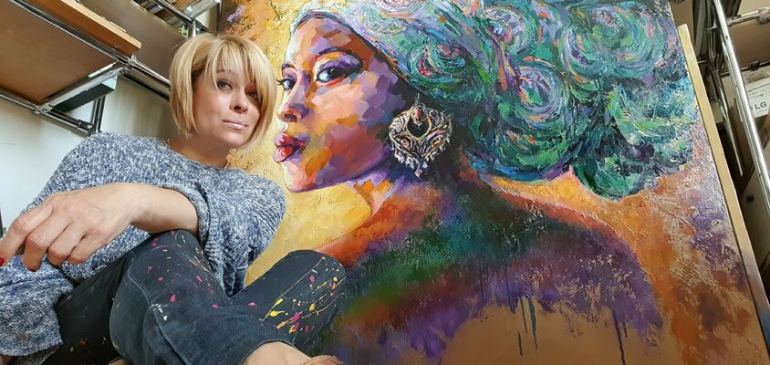 Viktoria Lapteva in the Studio