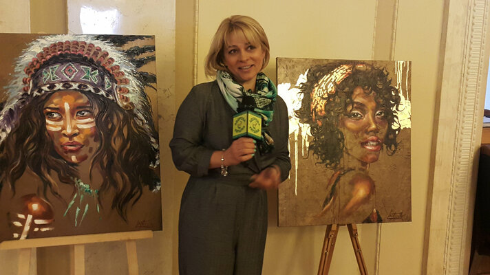 Viktoria Lapteva in the Studio