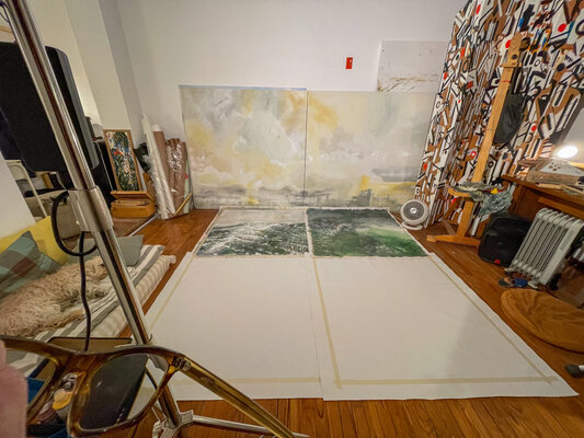 Begoña Colomar in the Studio: New studio, A Wonder And A Light leaning on the background, procceeding with A Silence from Above