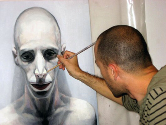 Roi Pajursky in the Studio: Detailed view of an ongoing oil on canvas painting by Roi Pajursky.