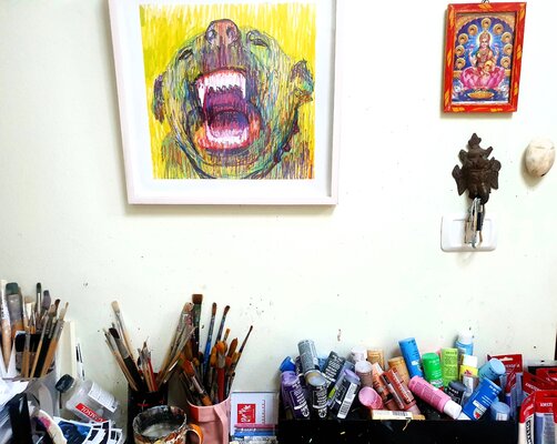 Roi Pajursky in the Studio: Studio view and creative process of contemporary artist Roi Pajursky.