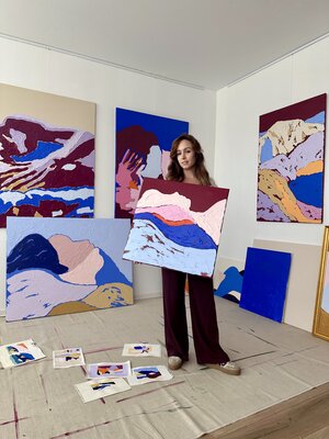 Meka Klimekova in the Studio