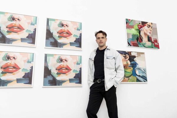 Max Eckhardt in the Studio: Urban Dream Exhibition