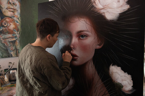 Ana María Cepoi in the Studio