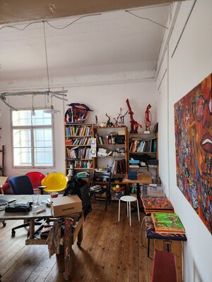 Uwe Georg Kloos in the Studio