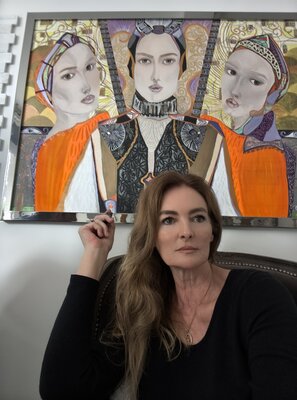 Ines Duarte in the Studio: In Studio