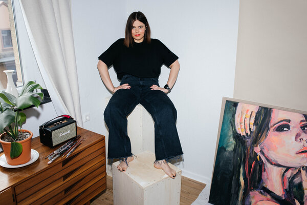 Anastasia Pris in the Studio