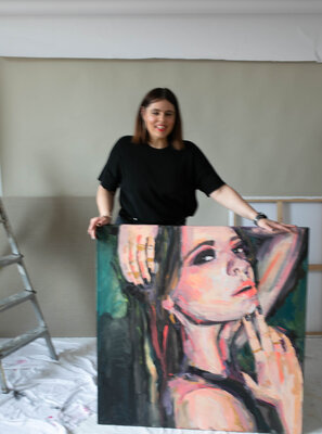 Anastasia Pris in the Studio