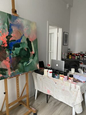 Anastasia Pris in the Studio: Im Studio