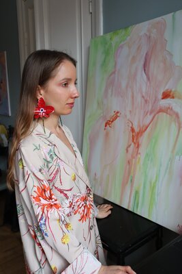 Alexandra Ivanova in the Studio