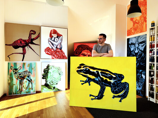 Korbinian Hierhager in the Studio