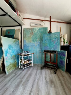 Elisa Zadi in the Studio