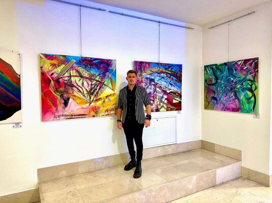 Mirko Nikolic in the Studio