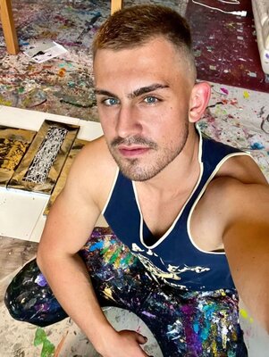 Mirko Nikolic in the Studio
