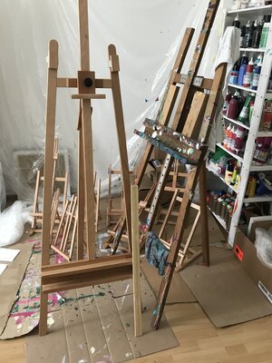 Aylin Schickel in the Studio