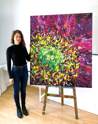 Aylin Schickel in the Studio