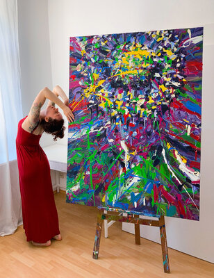 Aylin Schickel in the Studio