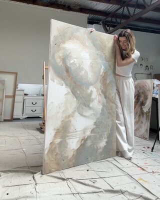 Ivana Gigovic in the Studio