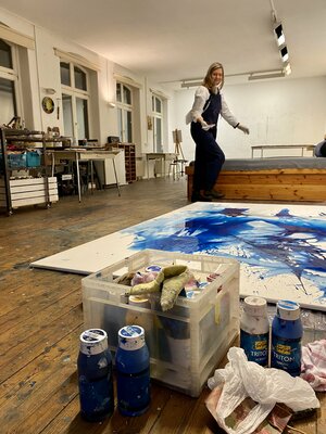 Susanne Pohlmann in the Studio