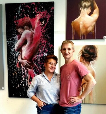 Elena Kraft in the Studio: Unsere Ausstellung in Hamburg.