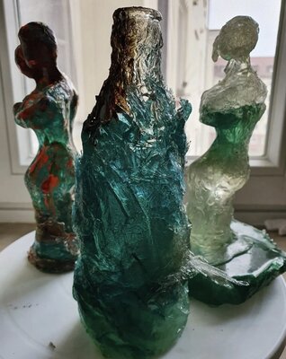 Karibou in the Studio: Resin art