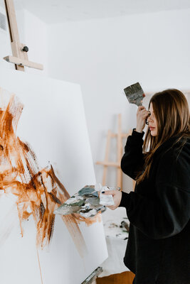 Egle Karlonaite in the Studio