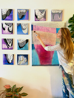 Yulia Lastochkina in the Studio