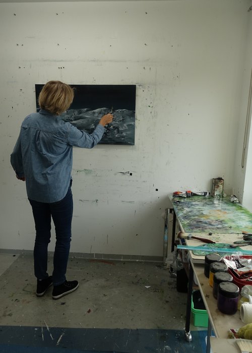 Leni Winkelmann on Select