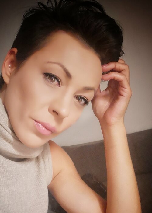 Ana María Cepoi on Select