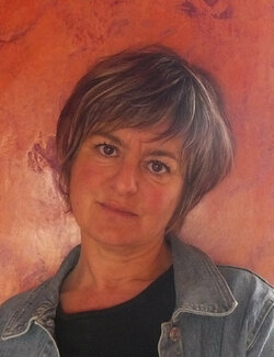 Follow Véronique Egloff on Select
