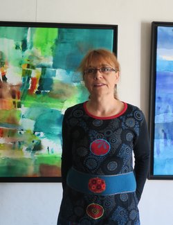 Follow Anne Bironneau on Select