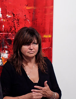 Follow Gerlinde Kosina on Select